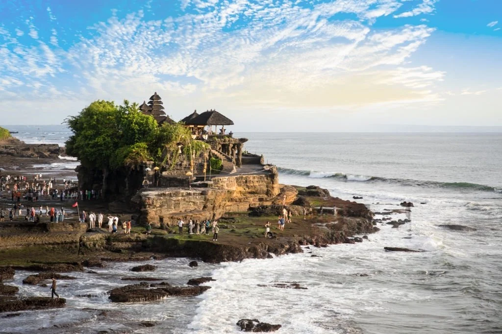 sunset pantai kuta bali wisata keluarga dan couple