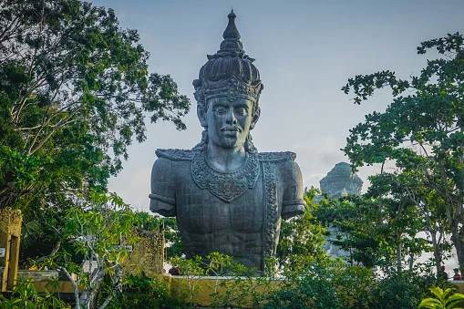 Spot foto Plaza Garuda di kawasan Garuda Wisnu Kencana Bali