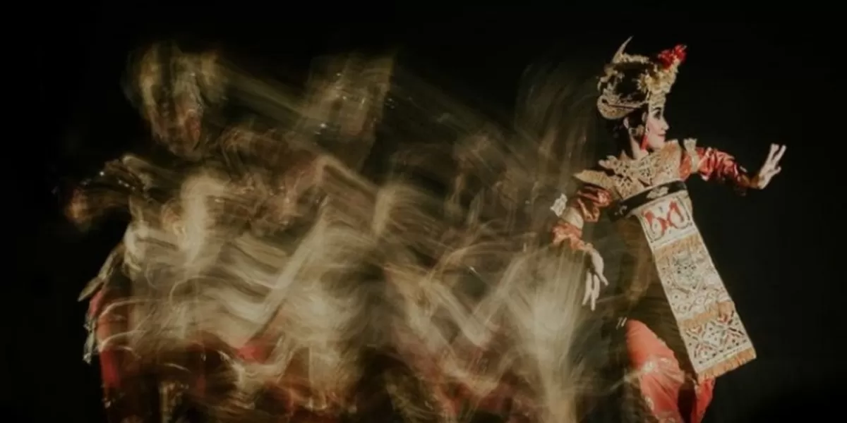 Pertunjukan Tari Legong di Garuda Wisnu Kencana Bali