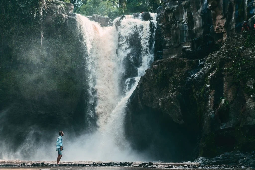Rekomendasi itinerary Air Terjun Tegenungan Ubud dan Tirta Empul dalam satu hari di Bali